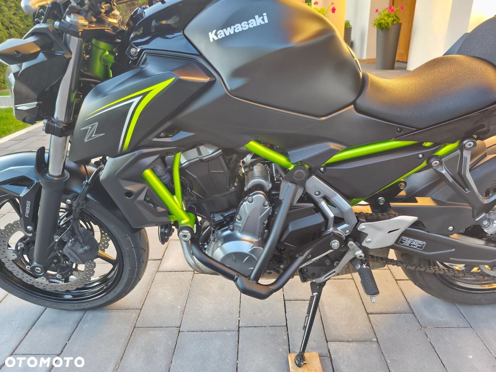 Kawasaki Z 650 - 21