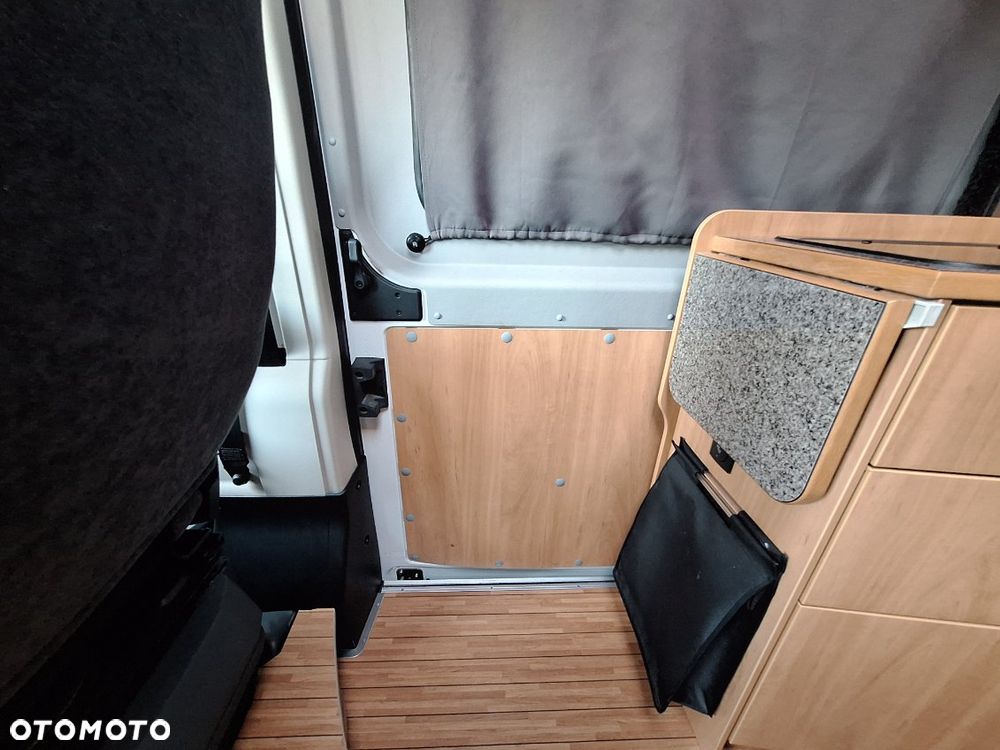 Possl 2 Win Kamper Van 2.3 MultiJet 130KM - 11