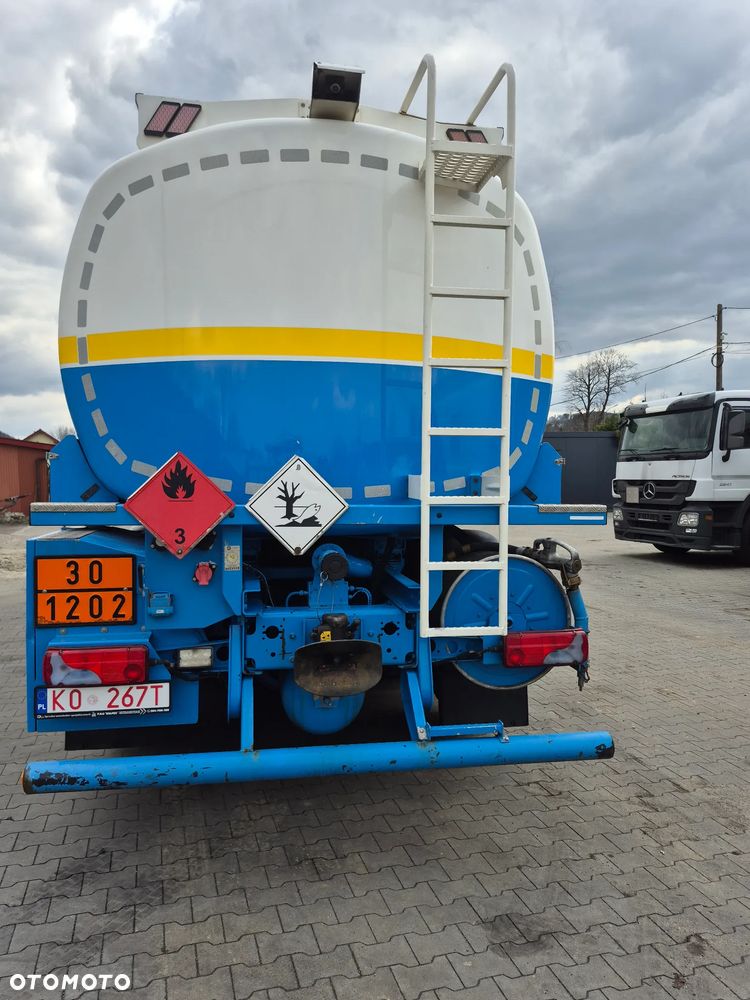 MAN TGS 26440 AUTOCYSTERNA - 10