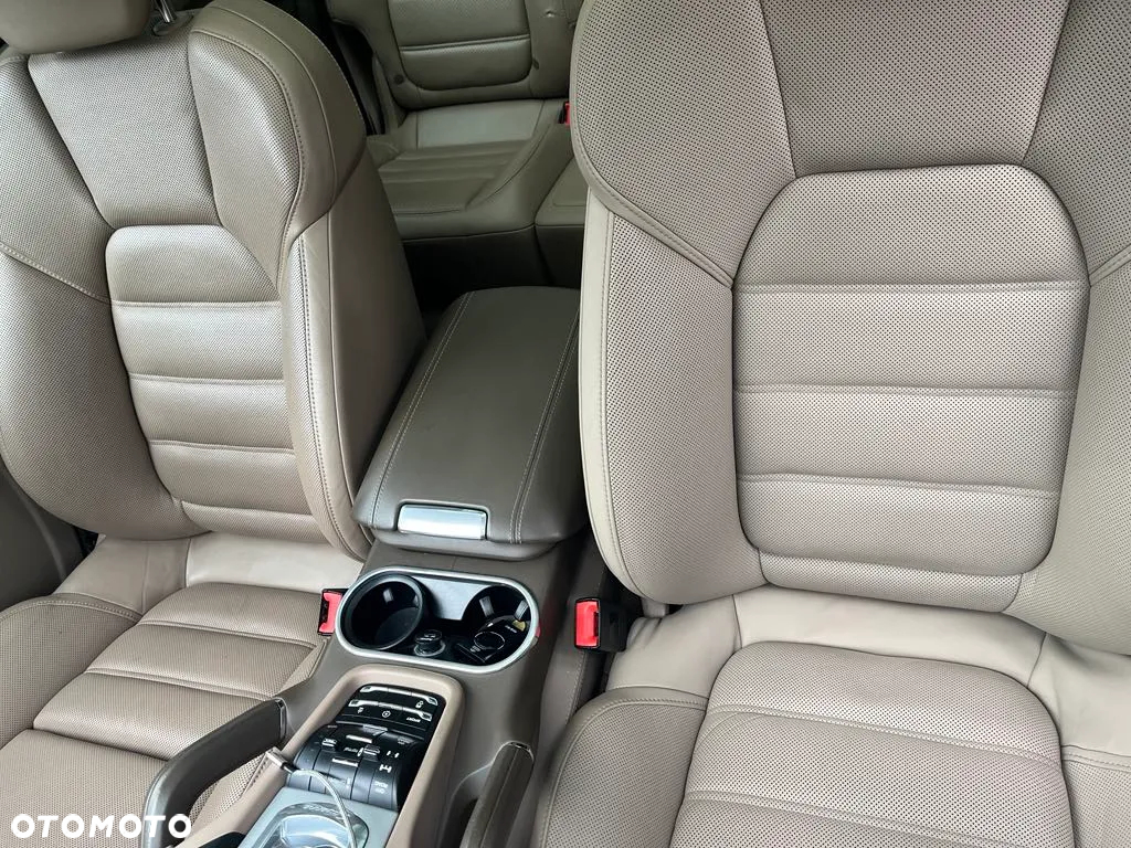 Porsche Cayenne Diesel - 15