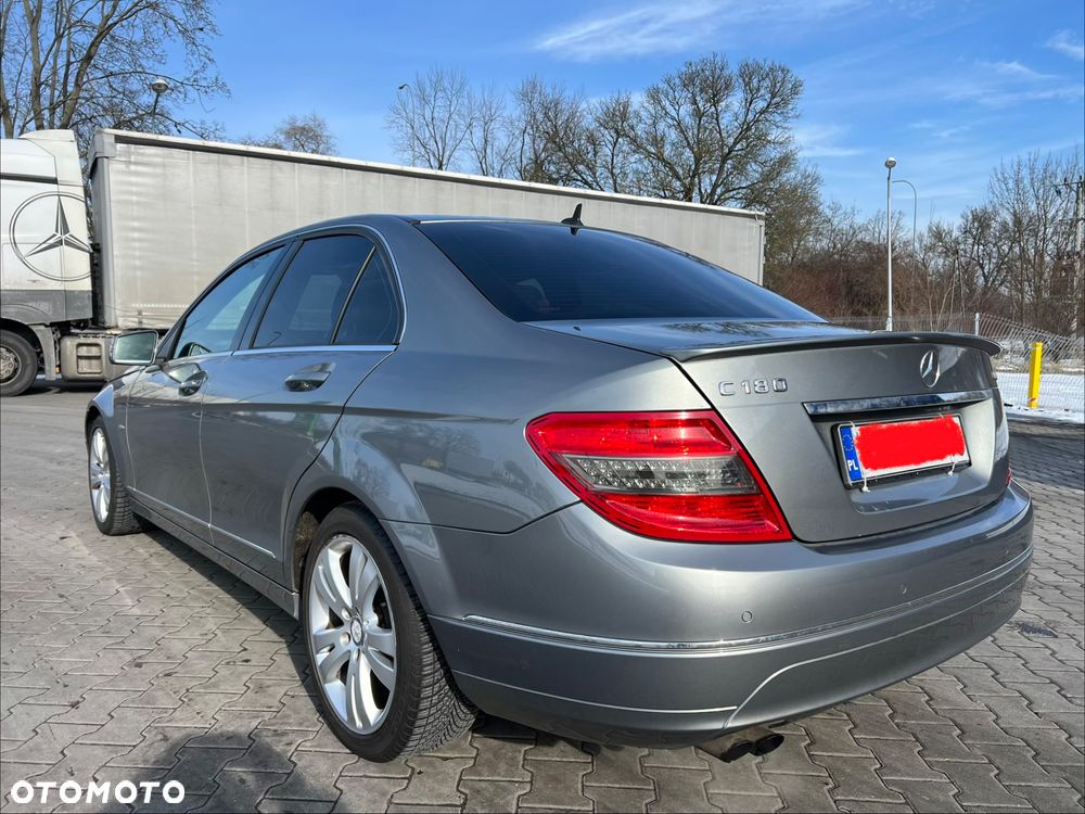 Mercedes-Benz Klasa C 180 CGI Automatik BlueEFFICIENCY Avantgarde - 5