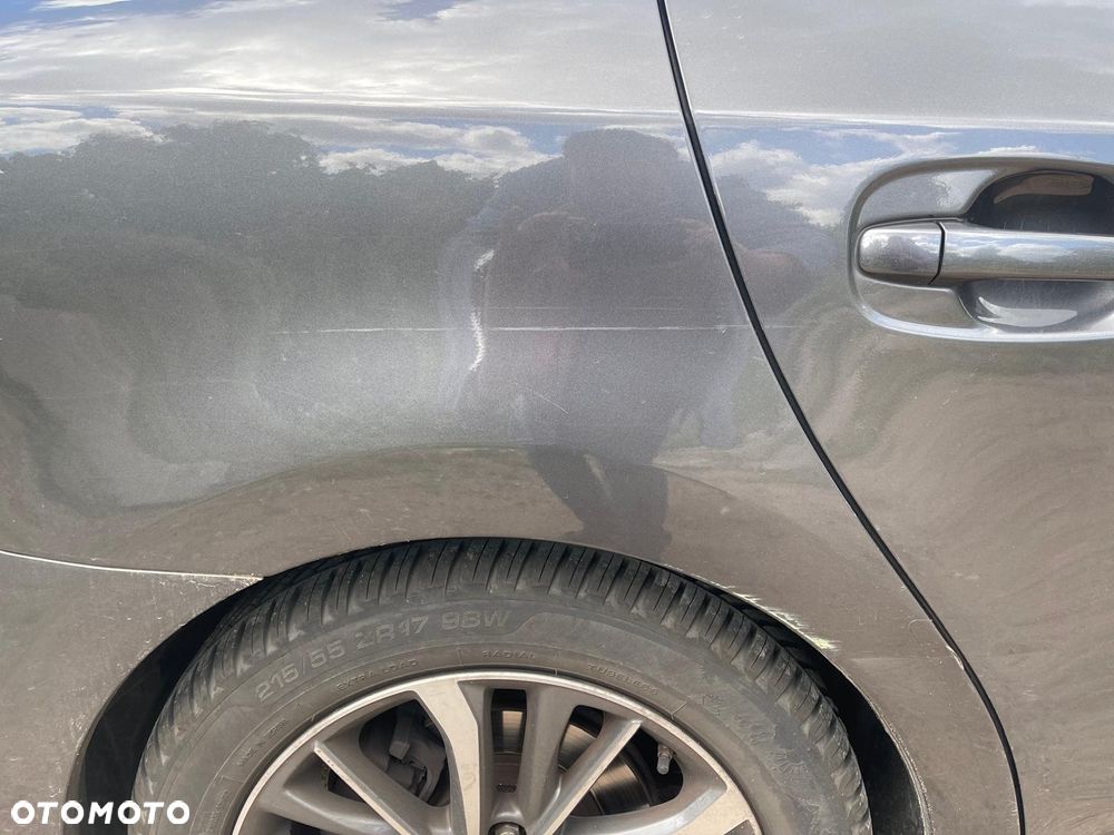 Toyota Avensis 1.8 Active - 14