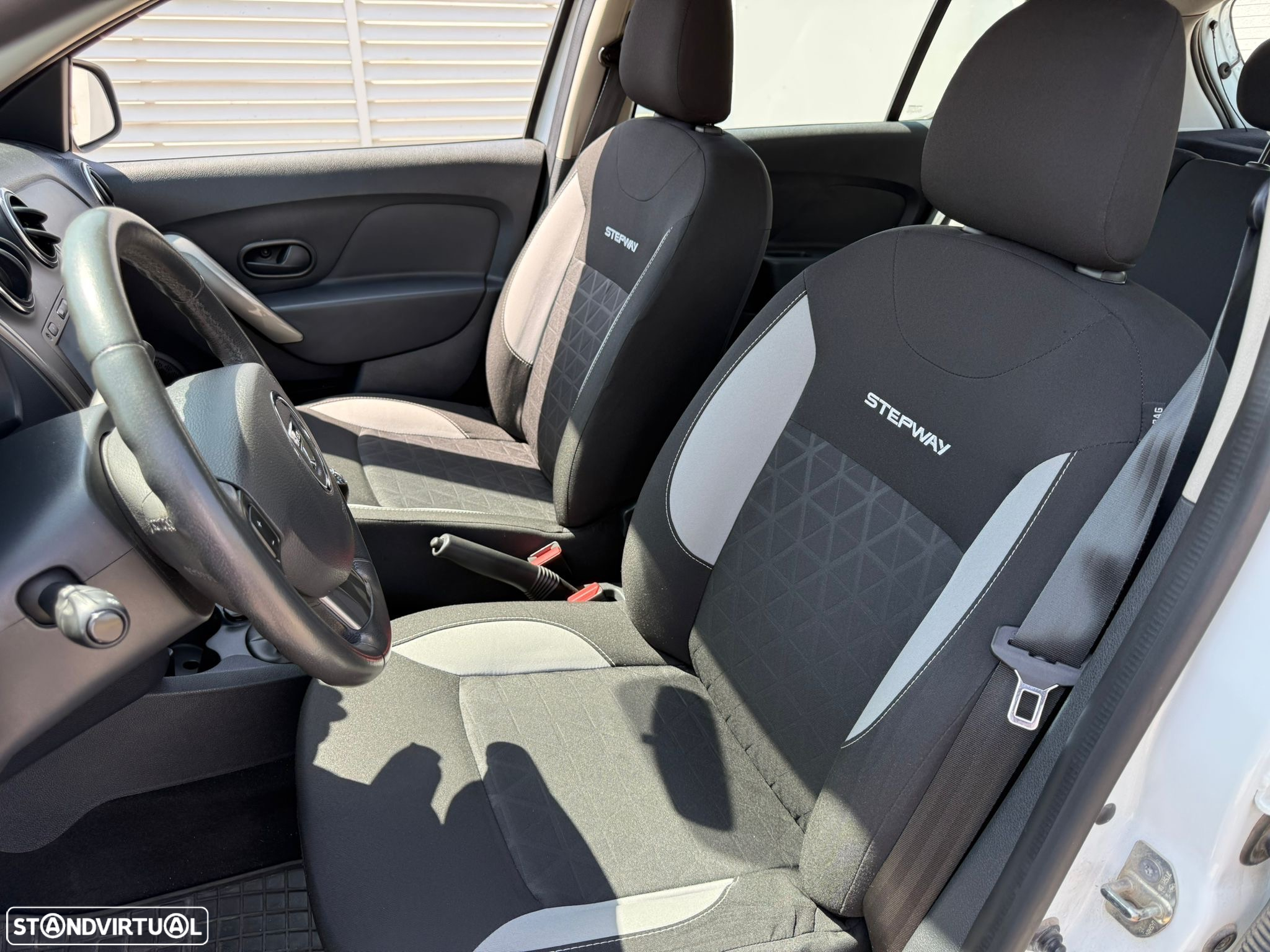 Dacia Sandero 0.9 TCe Stepway - 6