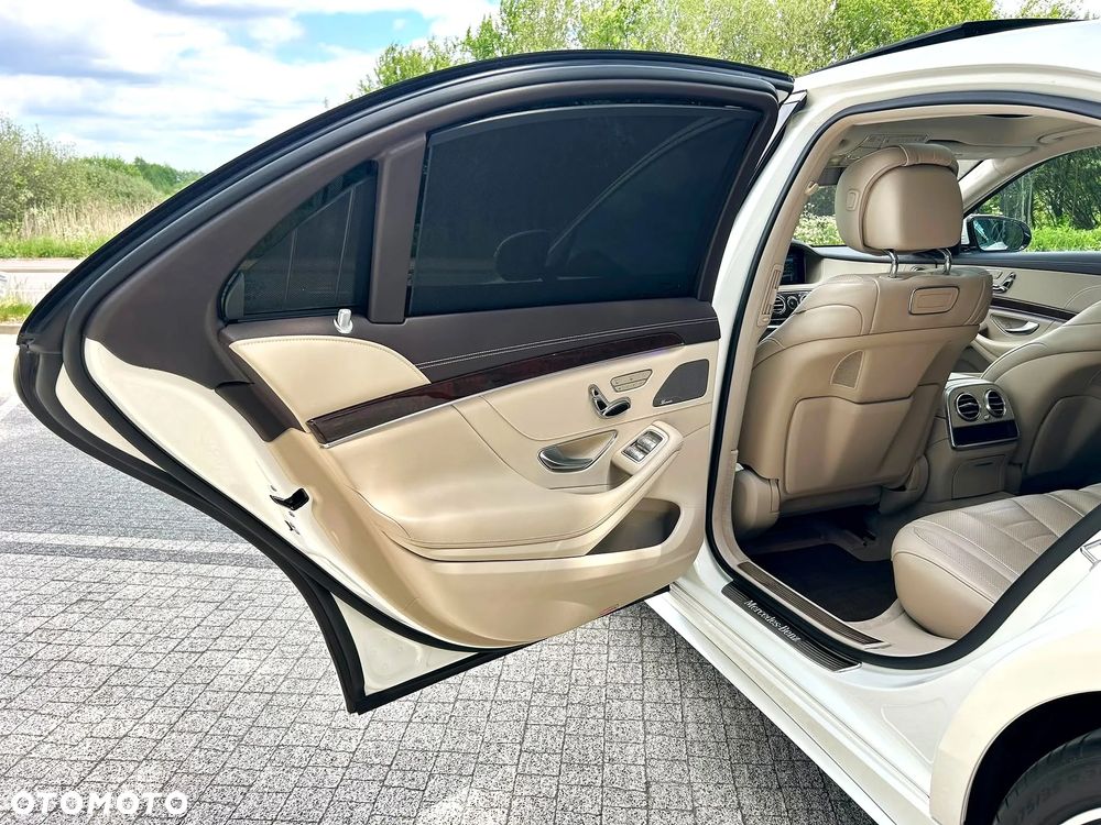 Mercedes-Benz Klasa S 560 4-Matic L 9G-TRONIC - 17