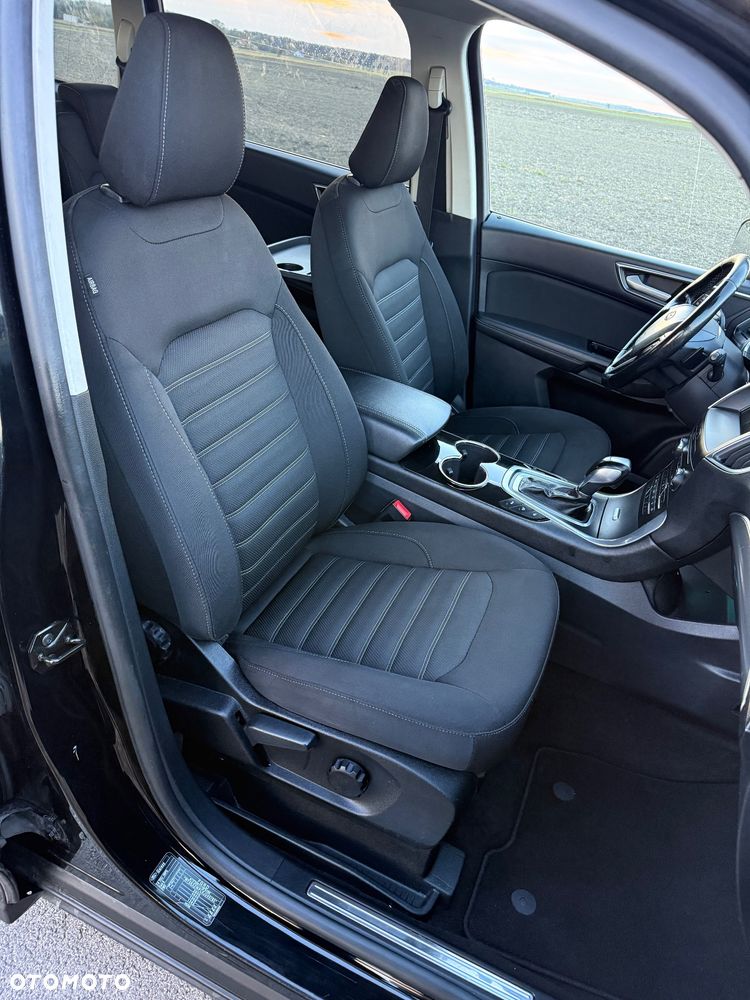 Ford Galaxy - 28