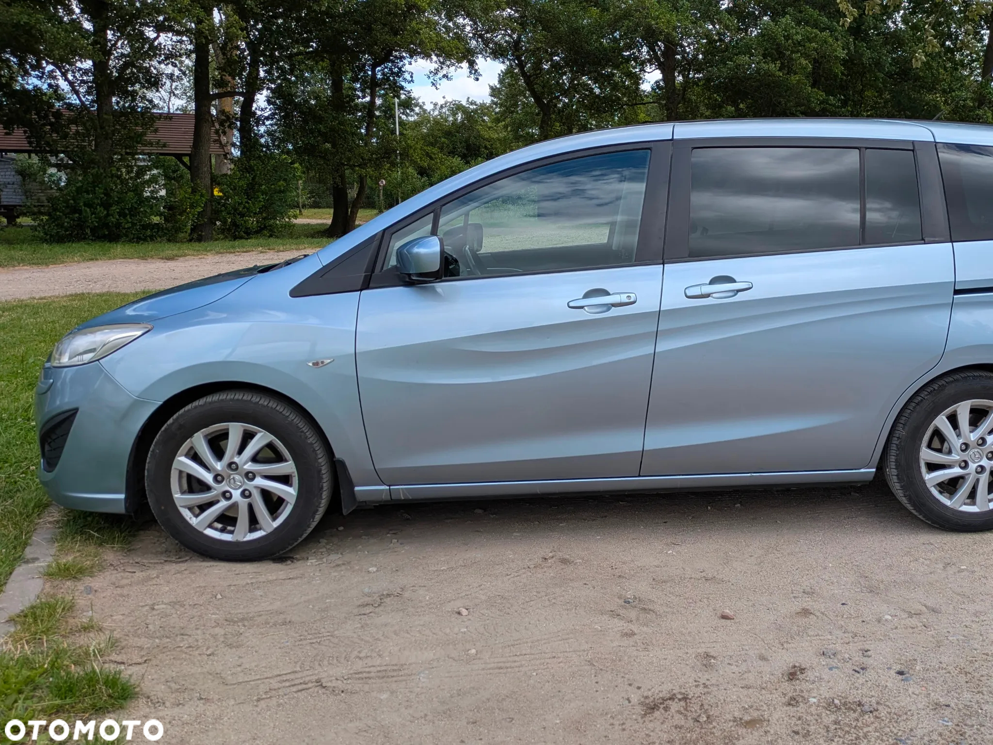 Mazda 5 - 15