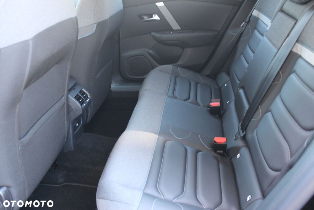 Citroën C4 1.2 PureTech Max S&S EAT8 - 8