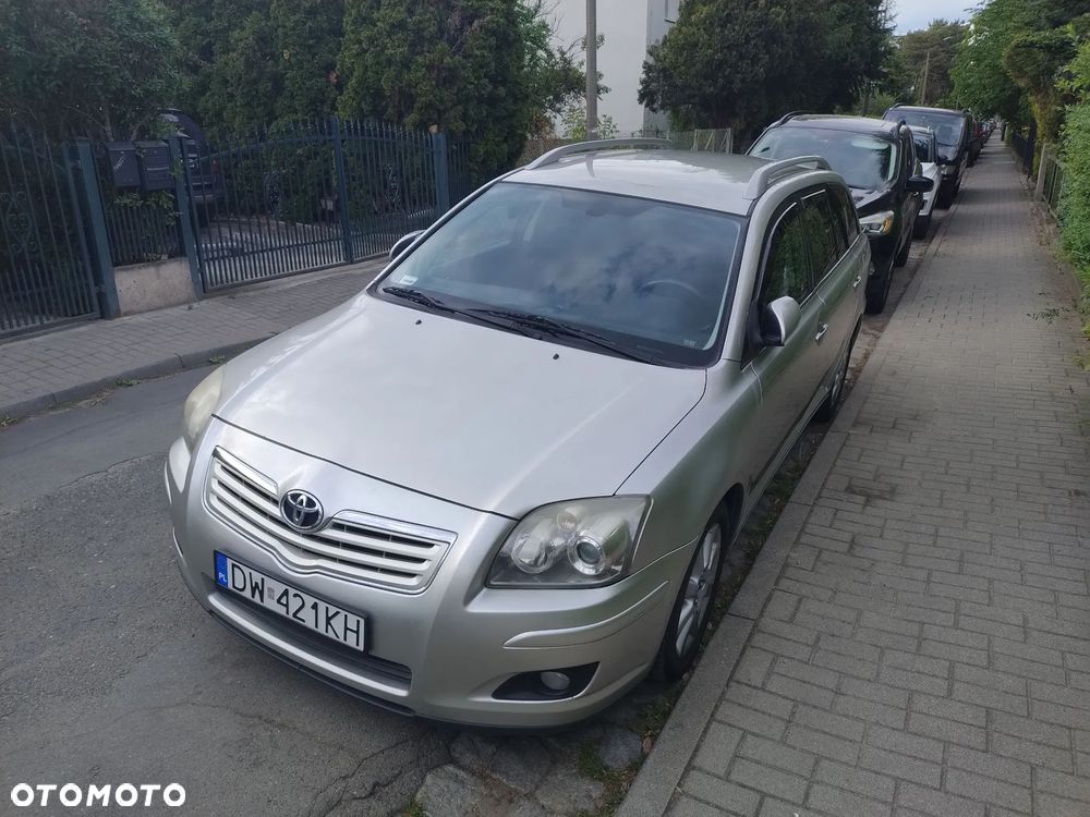 Toyota Avensis 2.0 D-4D Sol - 1