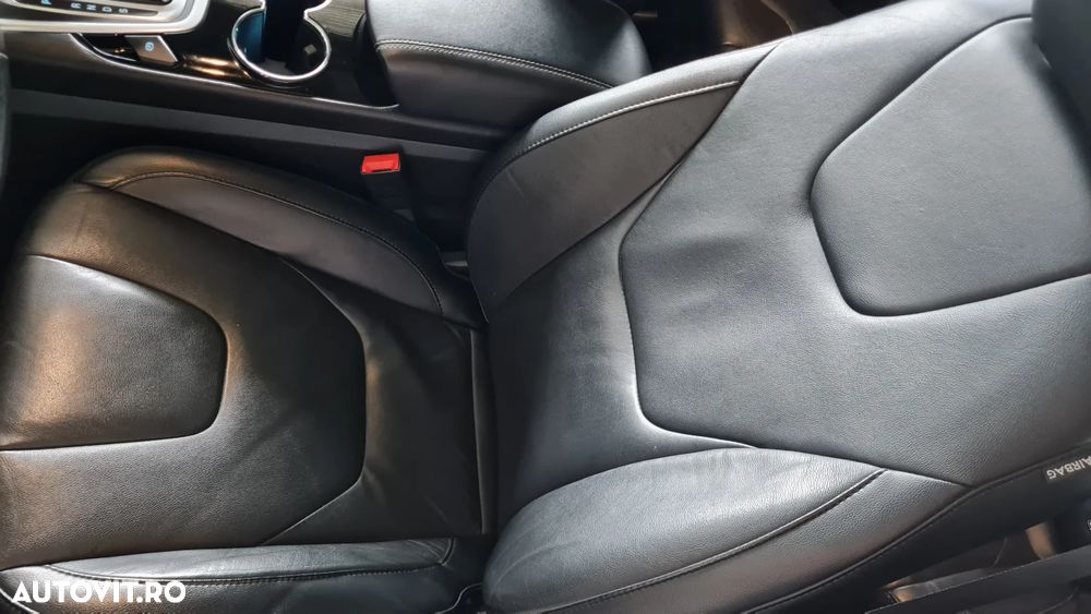 Ford Edge 2.0 TDCi Bi-Turbo 4x4 Titanium - 13