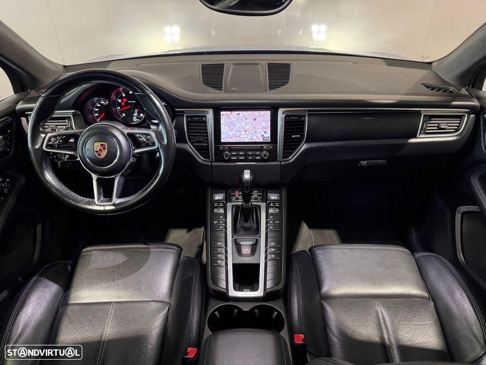 Porsche Macan - 17