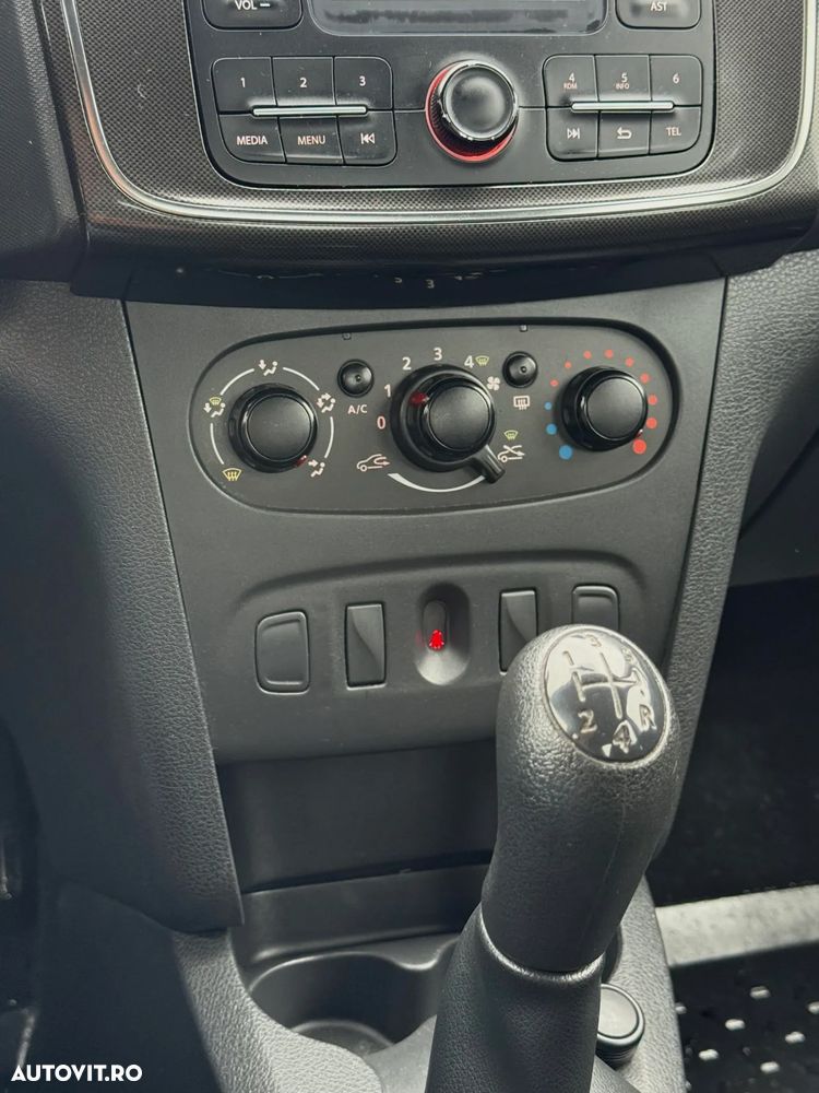 Dacia Logan 1.0 SCe Ambiance - 19