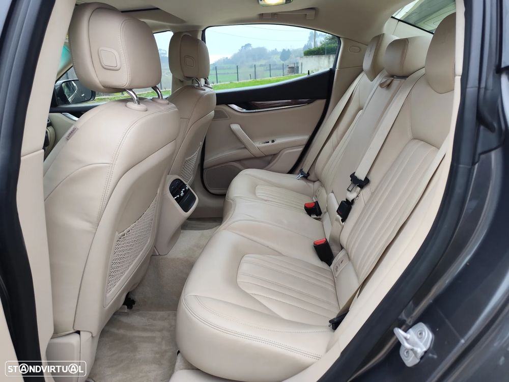 Maserati Ghibli 3.0 V6 - 18