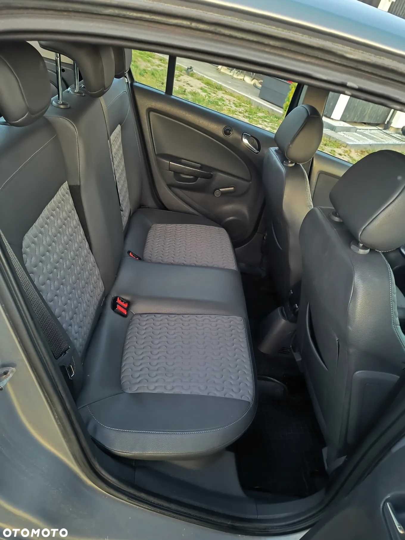 Opel Corsa - 11