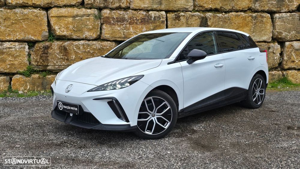 MG MG4 64 kWh Luxury - 60