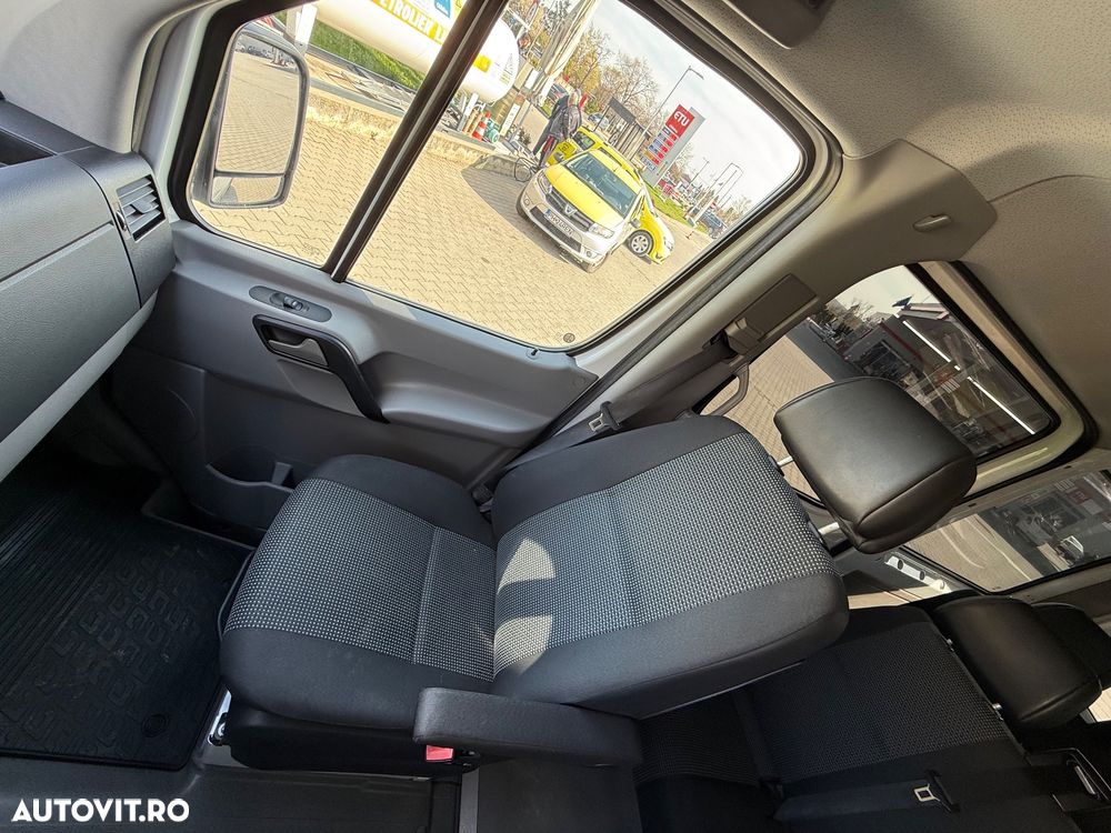 Mercedes-Benz Sprinter - 15