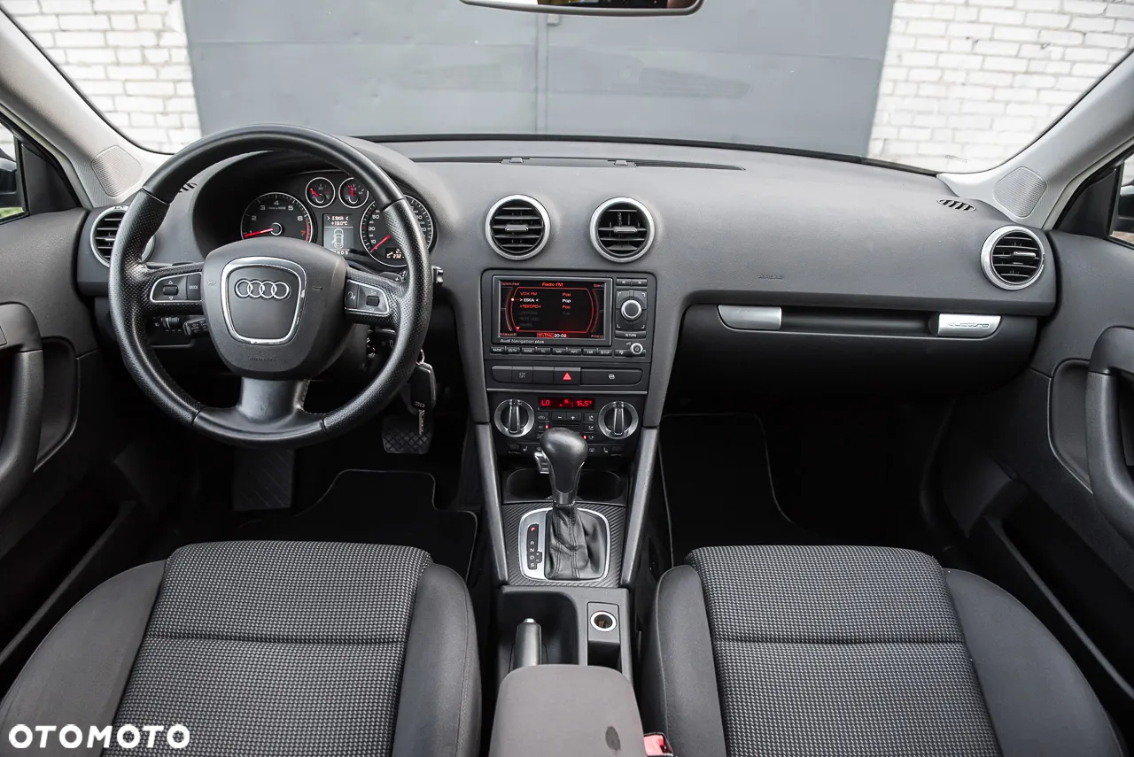 Audi A3 2.0 TFSI Sportback quattro S tronic Ambiente - 6