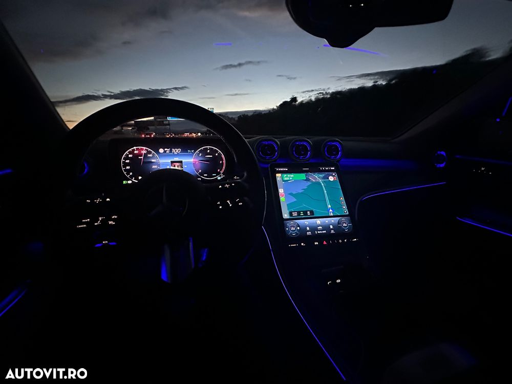 Mercedes-Benz C 220 d 4Matic T 9G-TRONIC AMG Line - 9