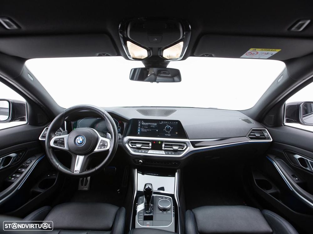 BMW 320 e Pack Desportivo M Auto - 8