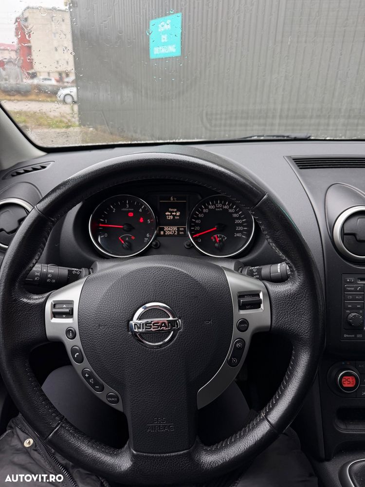 Nissan Qashqai+2 - 10