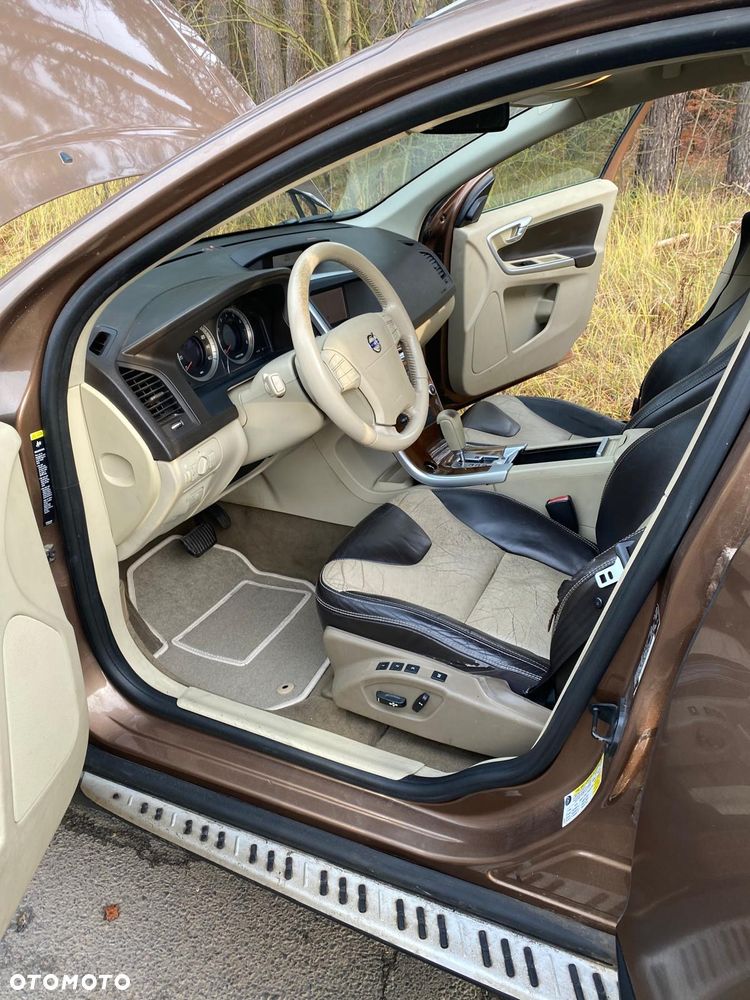 Volvo XC 60 T6 AWD RDesign - 11