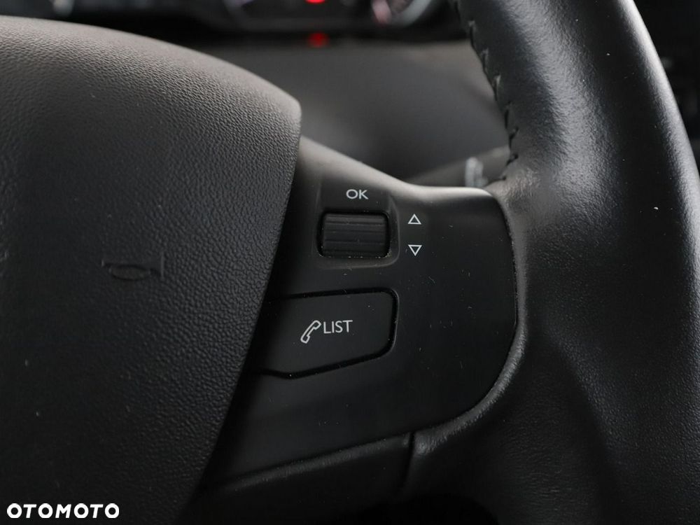 Peugeot 2008 PureTech 110 Style - 29