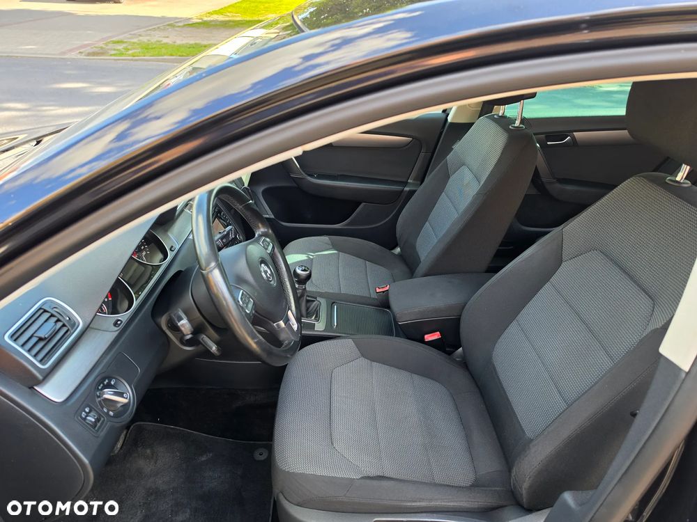 Volkswagen Passat 1.6 TDI BlueMotion Technology Highline - 15
