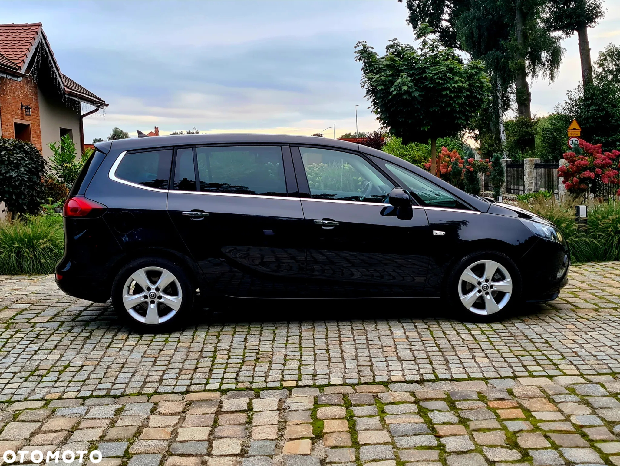 Opel Zafira 1.4 T Cosmo EcoFLEX S&S EU6 - 8