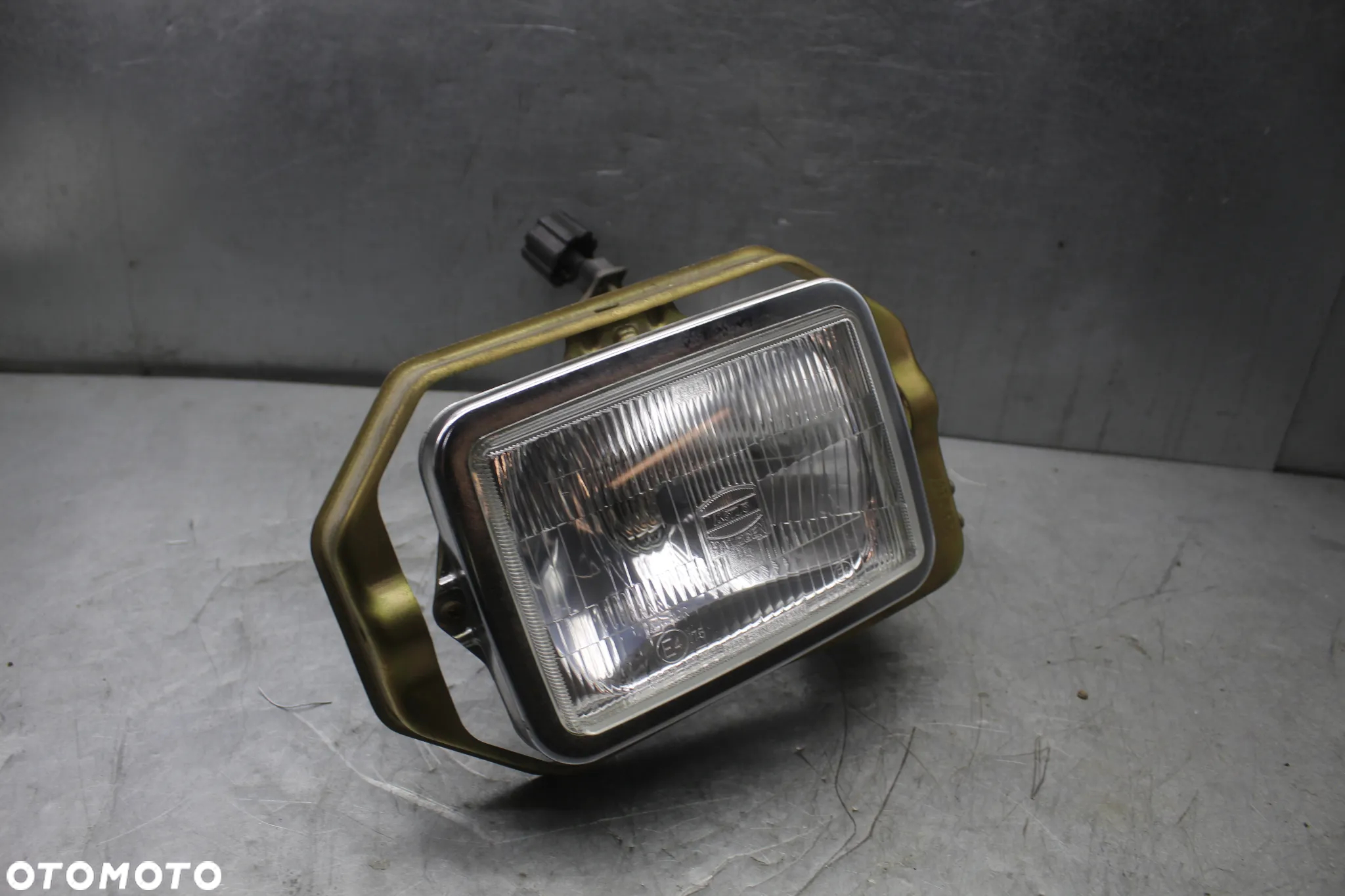 Yamaha XVZ 1200 VENTURE 1300 V-Max Reflektor lampa przód przednia - 2