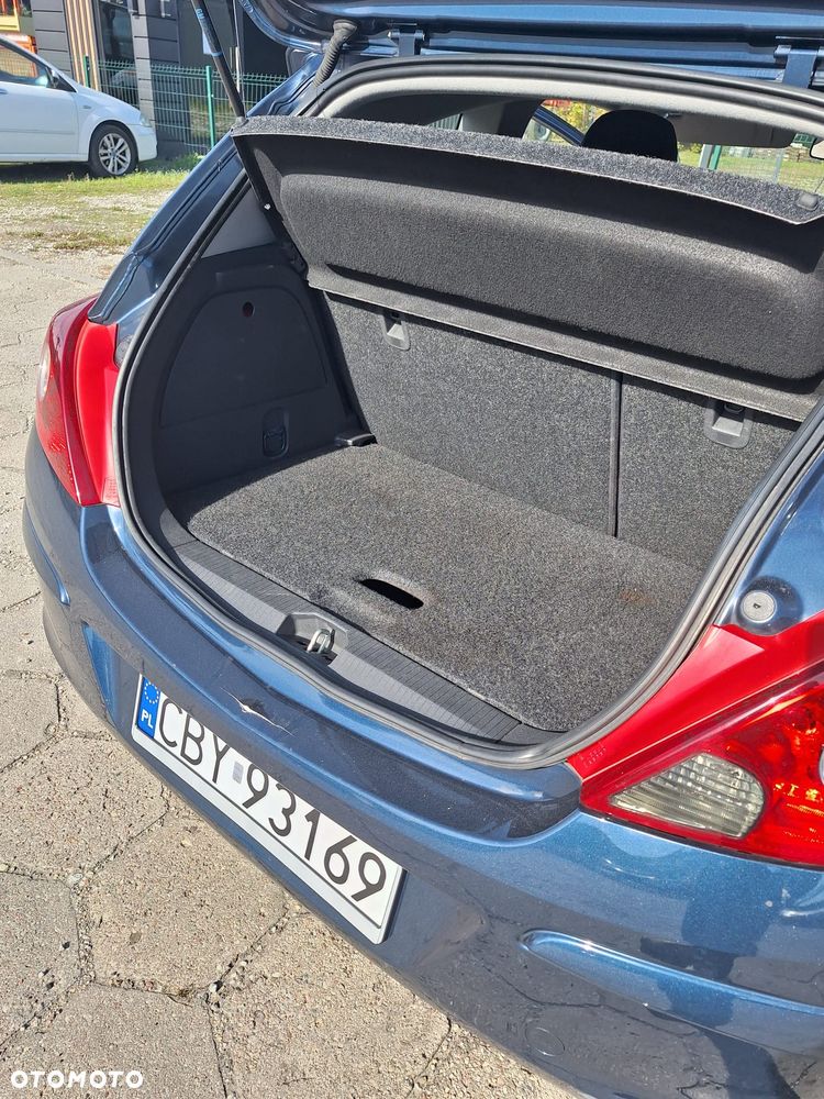Opel Corsa 1.2 Cosmo - 7