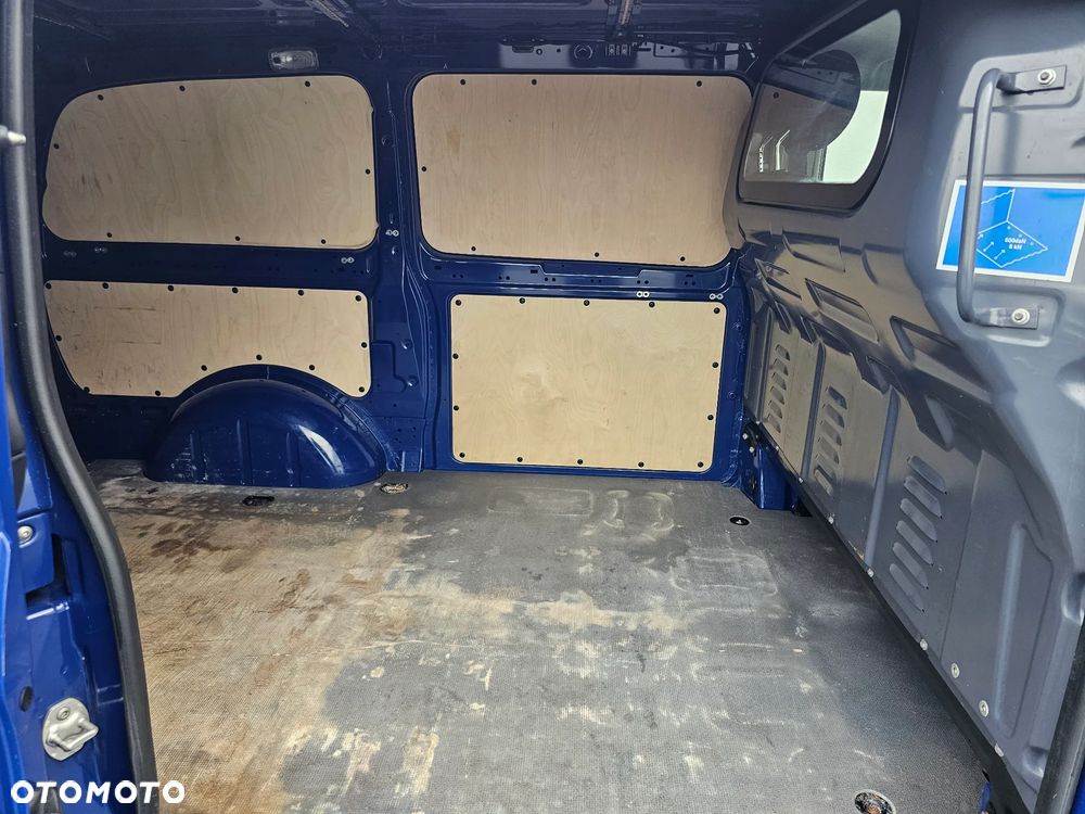 Mercedes-Benz VITO - 14