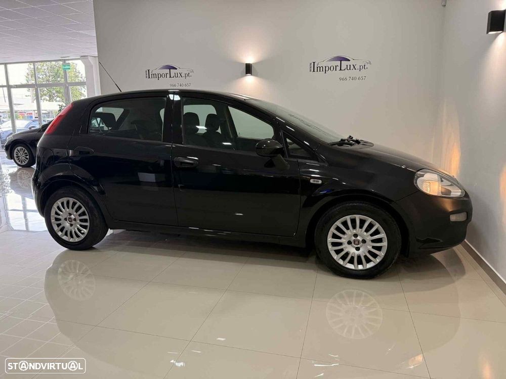 Fiat Punto 1.3 M-Jet Lounge S&S - 3