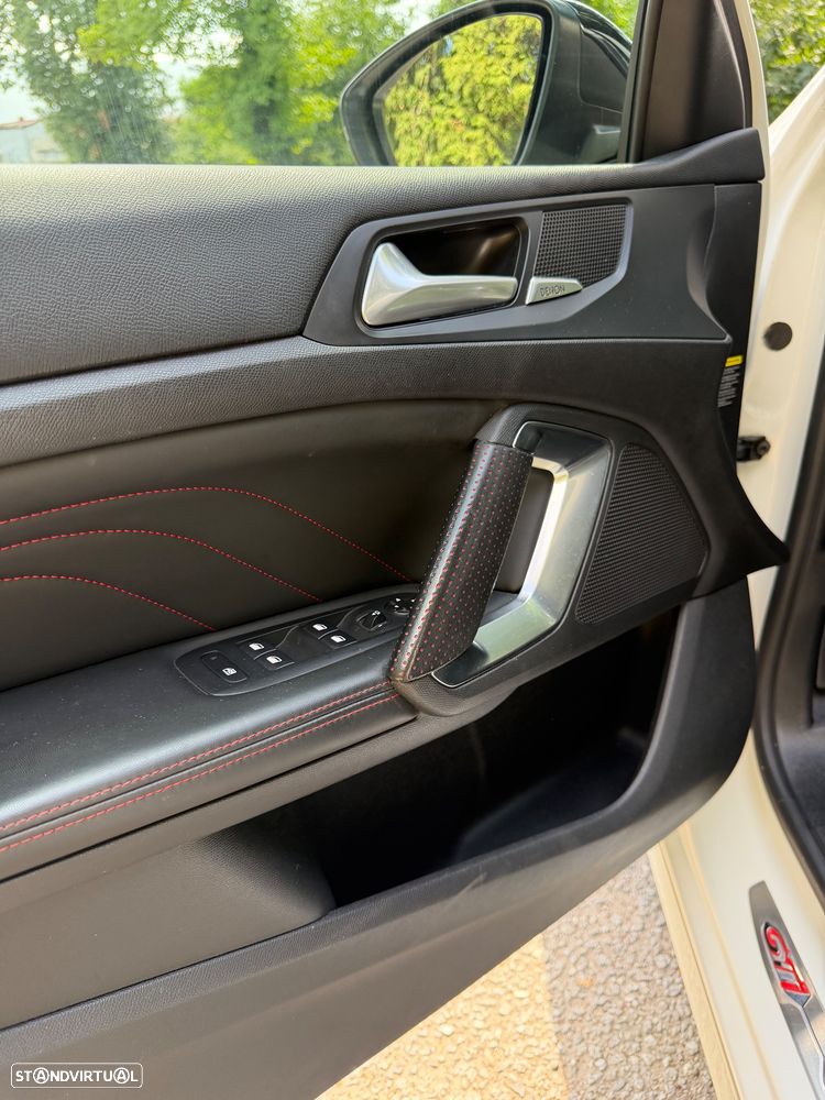 Peugeot 308 1.6 e-THP GTi - 15