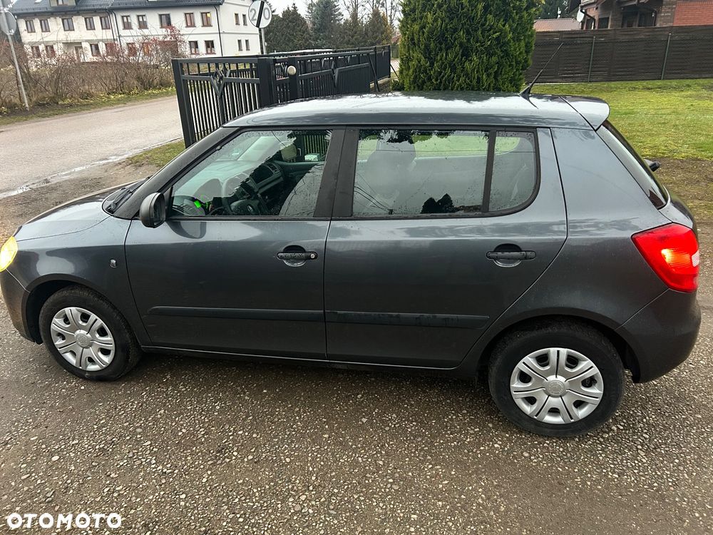 Skoda Fabia 1.2 HTP Ambiente - 15