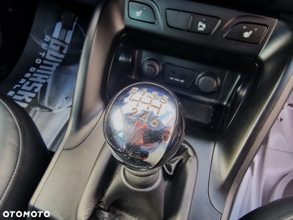 Hyundai ix35 2.0 CRDi 4WD Style - 25