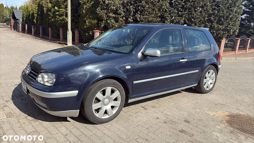 Volkswagen Golf - 5