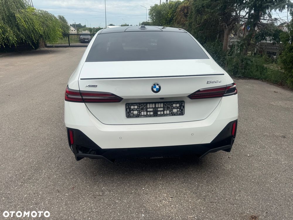 BMW Seria 5 - 24
