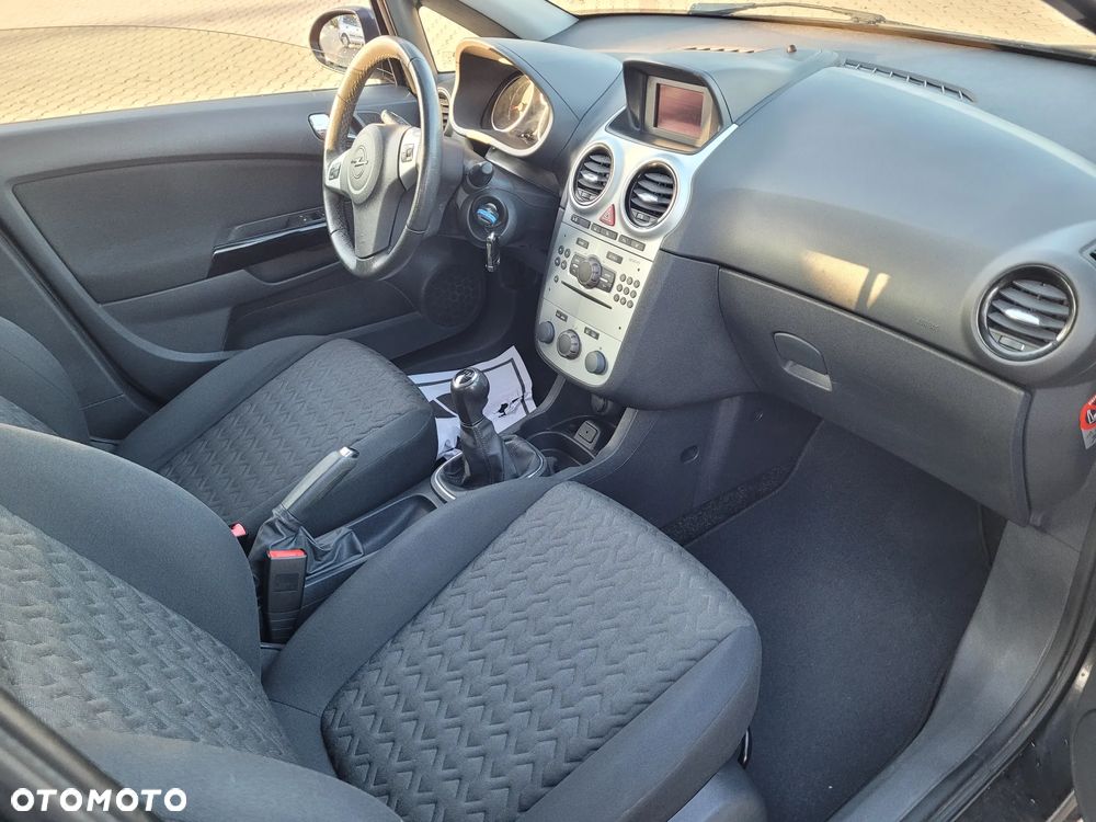 Opel Corsa 1.4 16V Enjoy - 9