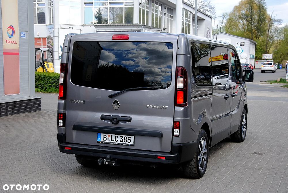 Renault Trafic 2.0 dCi - 6