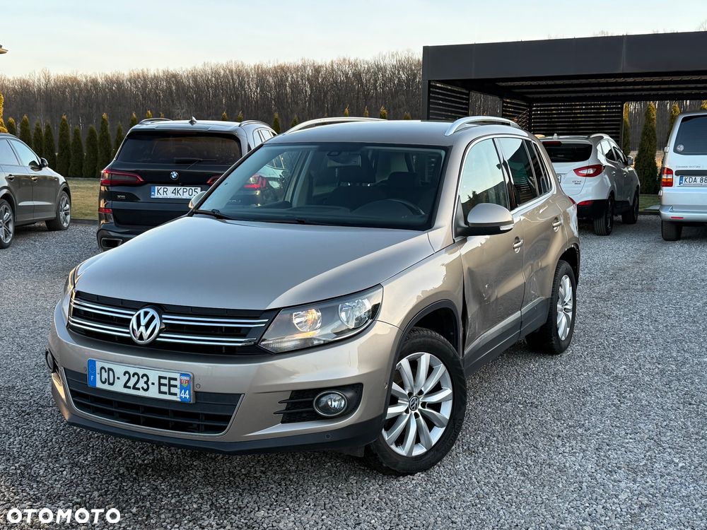 Volkswagen Tiguan 2.0 TDI DPF BlueMotion Technology Exclusive - 12