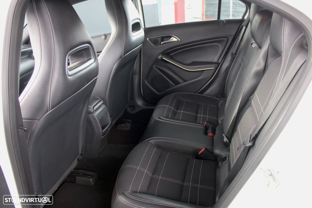 Mercedes-Benz A 180 d Urban - 8