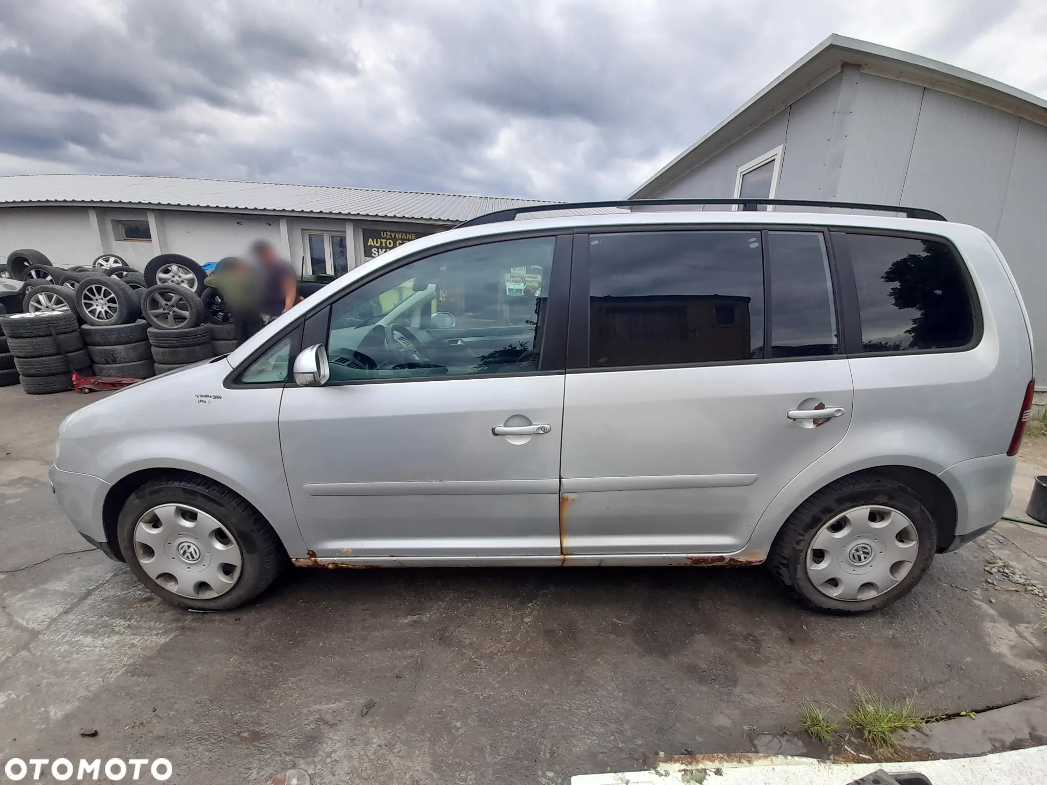 VW TOURAN MASKA POKRYWA SILNIKA LA7W - 19