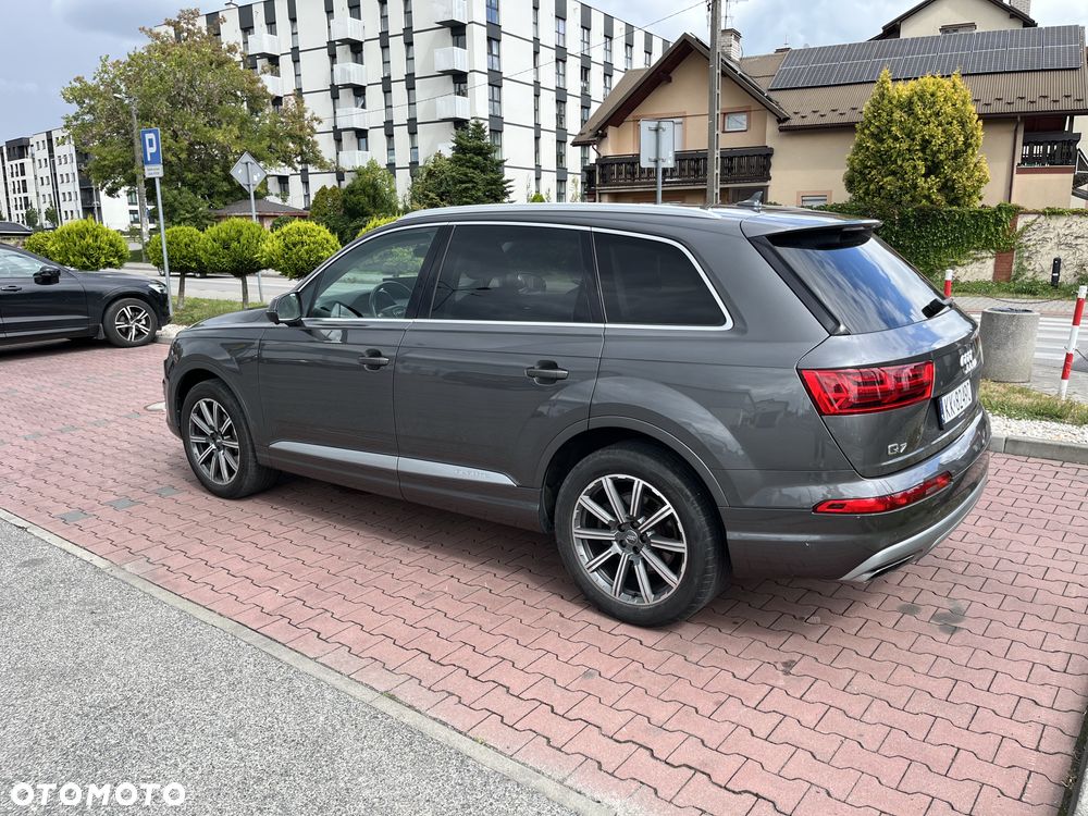 Audi Q7 - 4