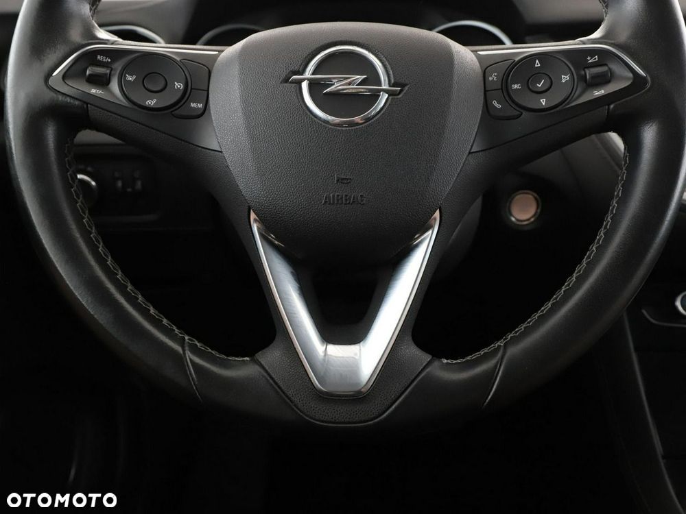 Opel Grandland X 1.2 Start/Stop Automatik Business INNOVATION - 22