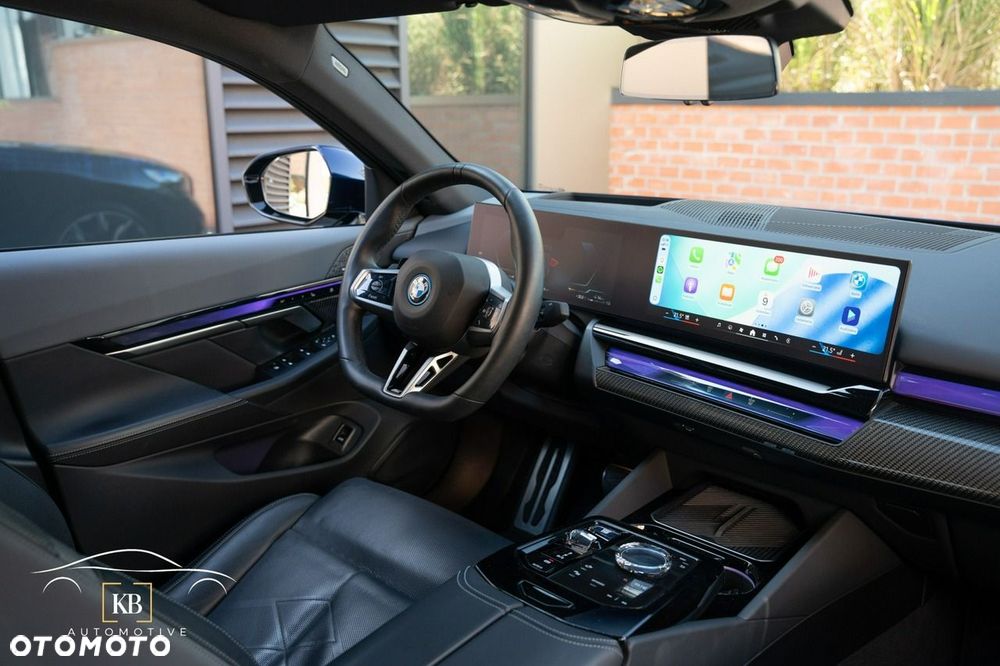 BMW 5 Series 2023 photo 5