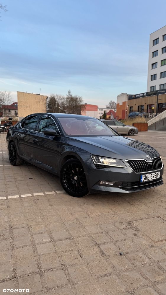 Skoda Superb 2.0 TSI Ambition DSG - 2