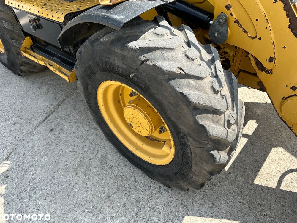 Caterpillar 432F2 - 26