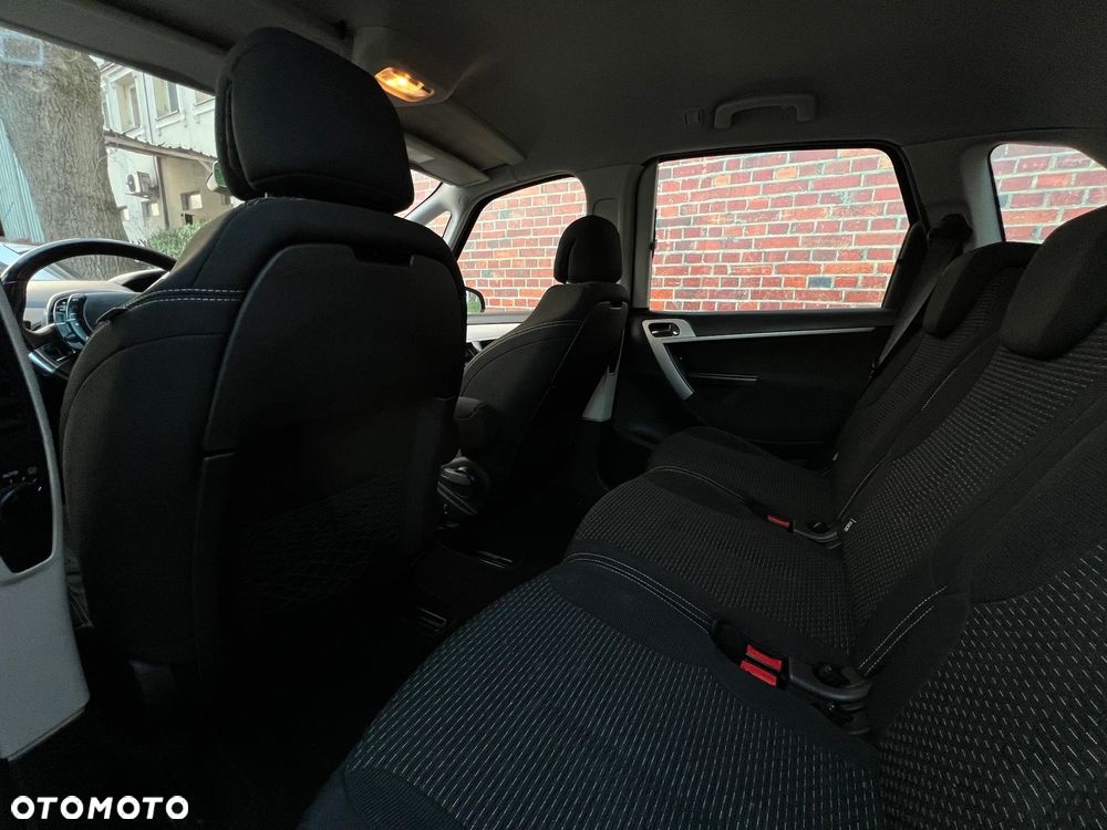 Citroën C4 Picasso - 11