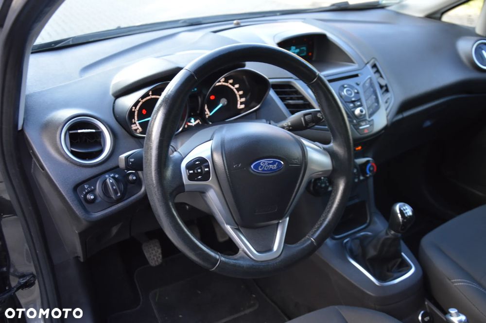 Ford Fiesta 1.25 Platinium X - 10