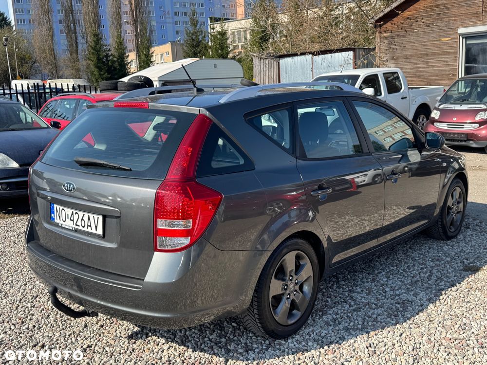 Kia Ceed 1.4 CVVT Attract - 4