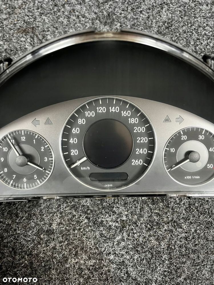 licznik zegary mercedes w211 270 CDI A2115402311 - 4